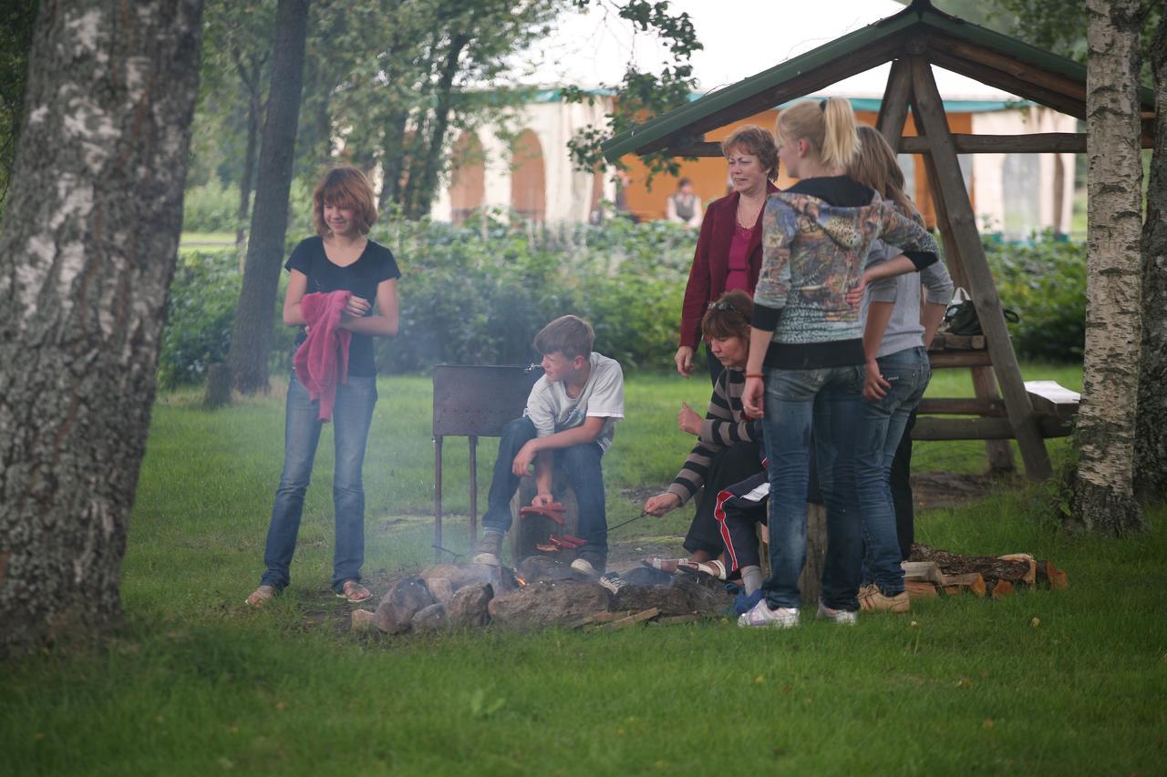 Atputas Komplekss Godeli Усма Экстерьер фото
